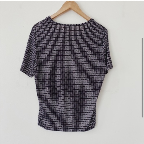 4/$30 Alia Small-medium Black/white Vneck Casual Blouse - Picture 2 of 3